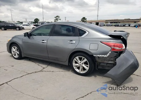 2015 Nissan Altima 2.5 z USA, uszkodzony, nr VIN 1N4AL3AP0FC286342